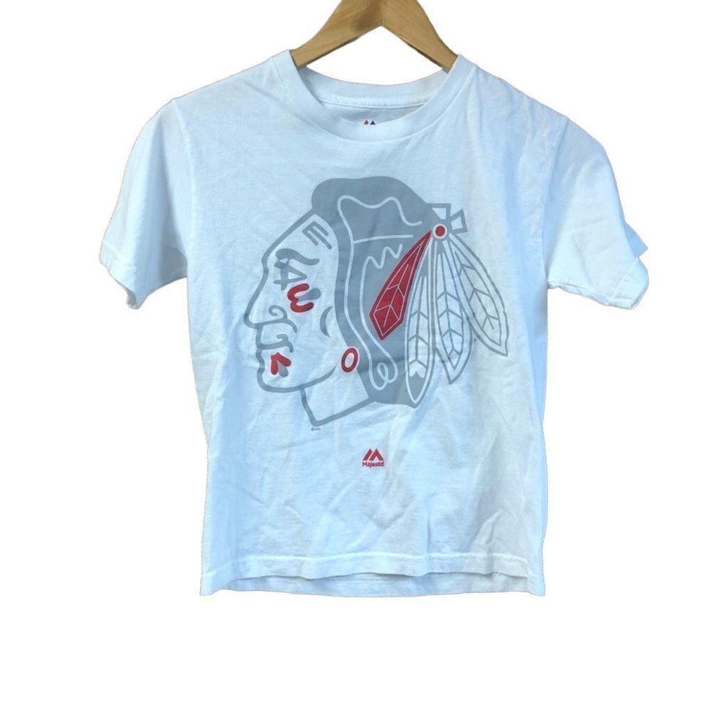 Chicago Black Hawks NHL Youth Small (YX) Majestic T-Shirt